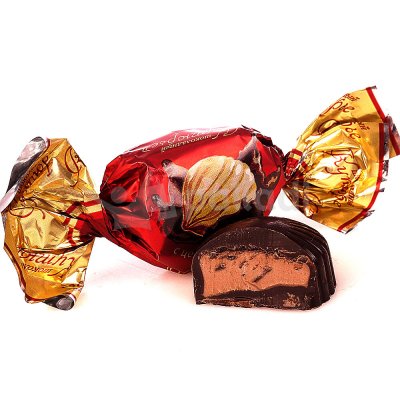 Конфеты Шоколадный кутюрье 200г красные с цельным фундуком