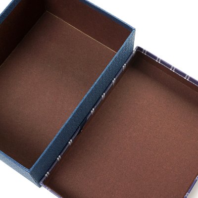 Коробка арт.91301-97 225 х160 х 95 мм