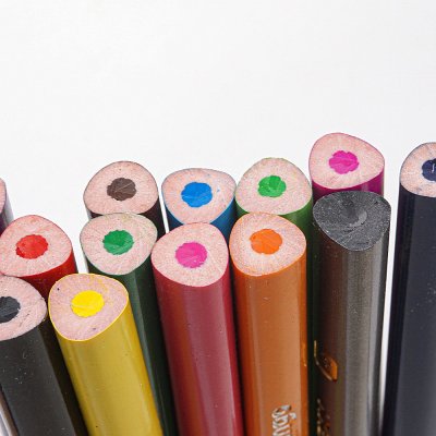 Набор цветных карандашей 12 цв. Berllingo трехгранный