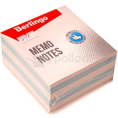 Блок для записи на склейке Berlingo Standart 9*9*4.5см ZP7603